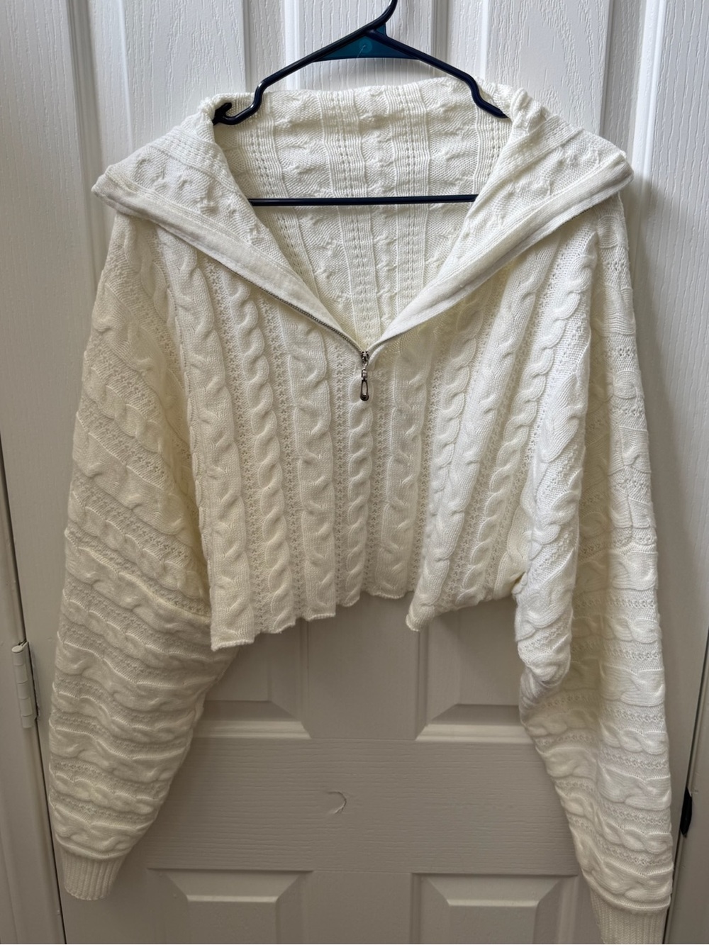 Women’s Cream Cable-Knit Copped Half-Zip Sweater Hoodie